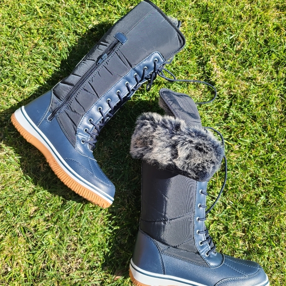 Snow boots - Picture 2 of 5